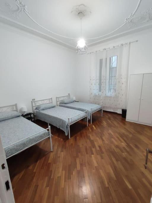Lucia Appartamento Uso Esclusivo - Aeroporto Genova Sestri Ponente Dış mekan fotoğraf